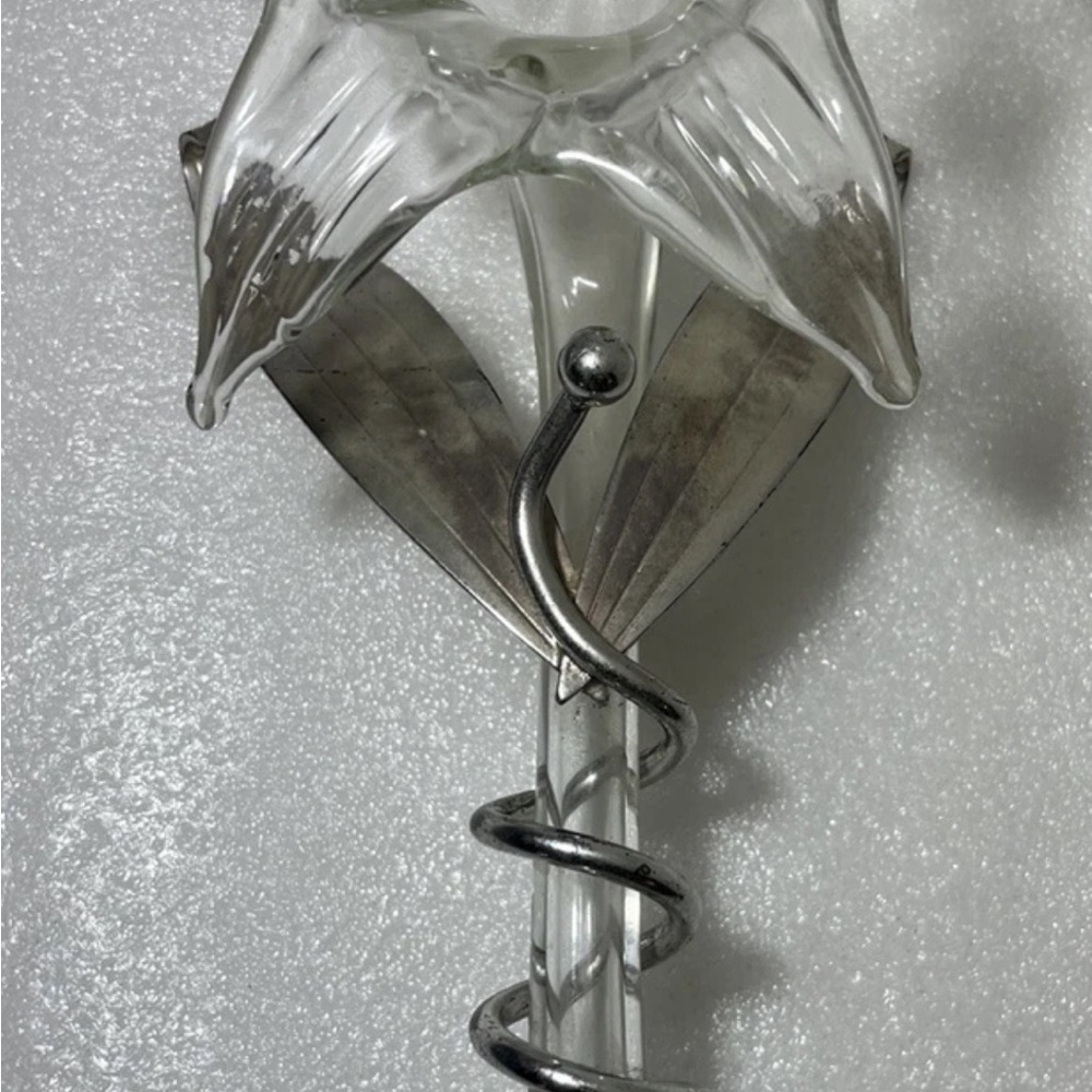 Tiger Lilly Hand Blown Vintage Art Glass In Sliver Wrapped Holder
